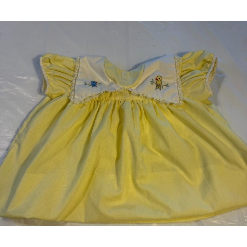 Vintage Girls Yellow Dress Infant Size 6m 6 Months Lace Birdies Embroidery Flaw
